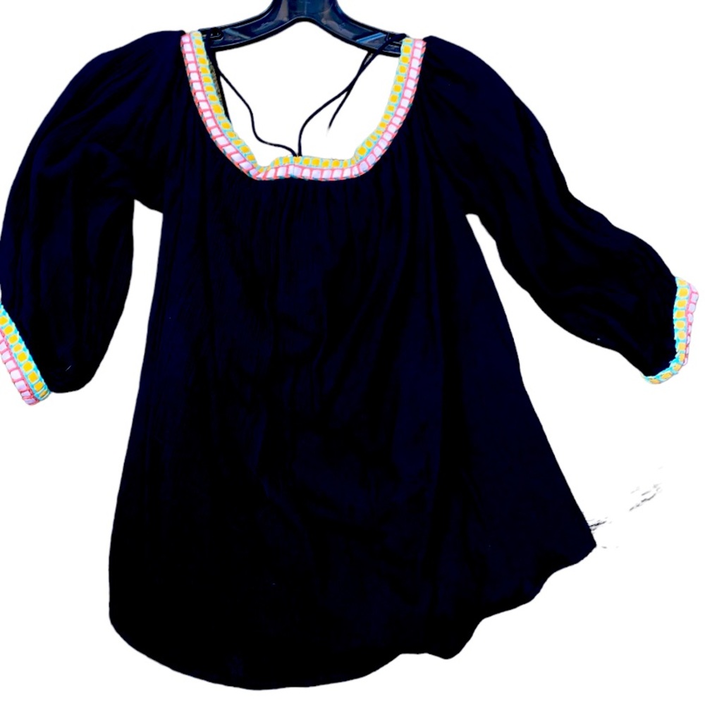 PIPER NWT Black Embroidered Top